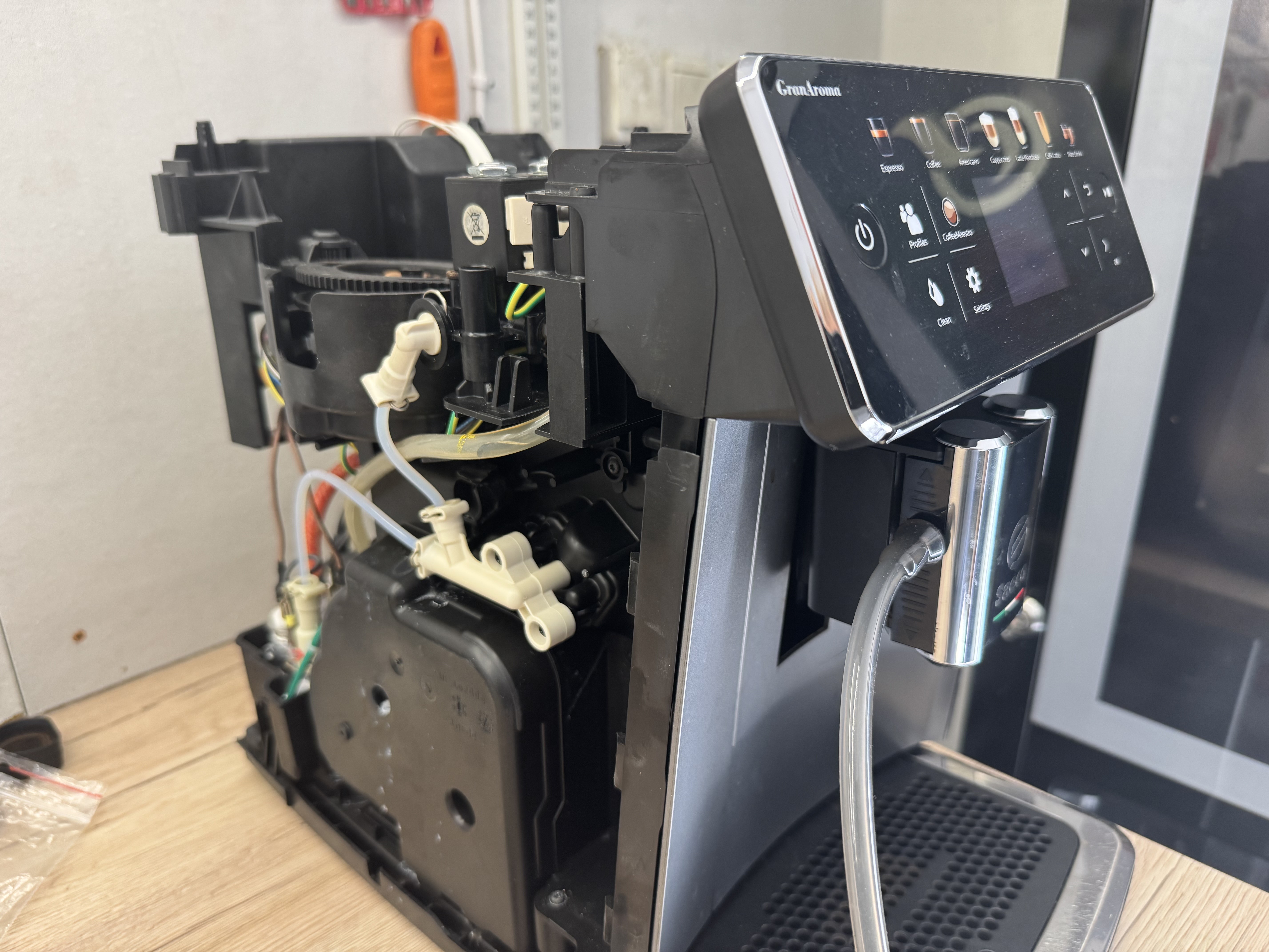 Saeco Gran Aroma szétszerelve