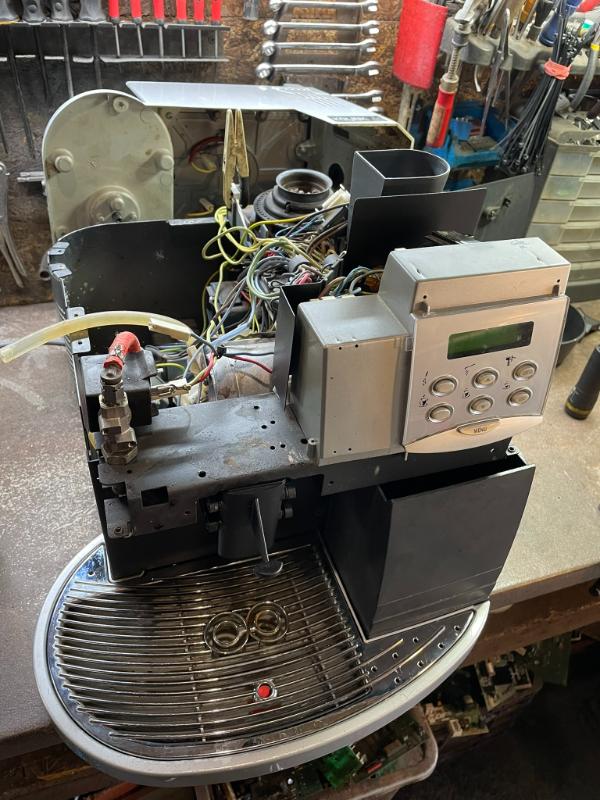 Saeco Royal karbantartás