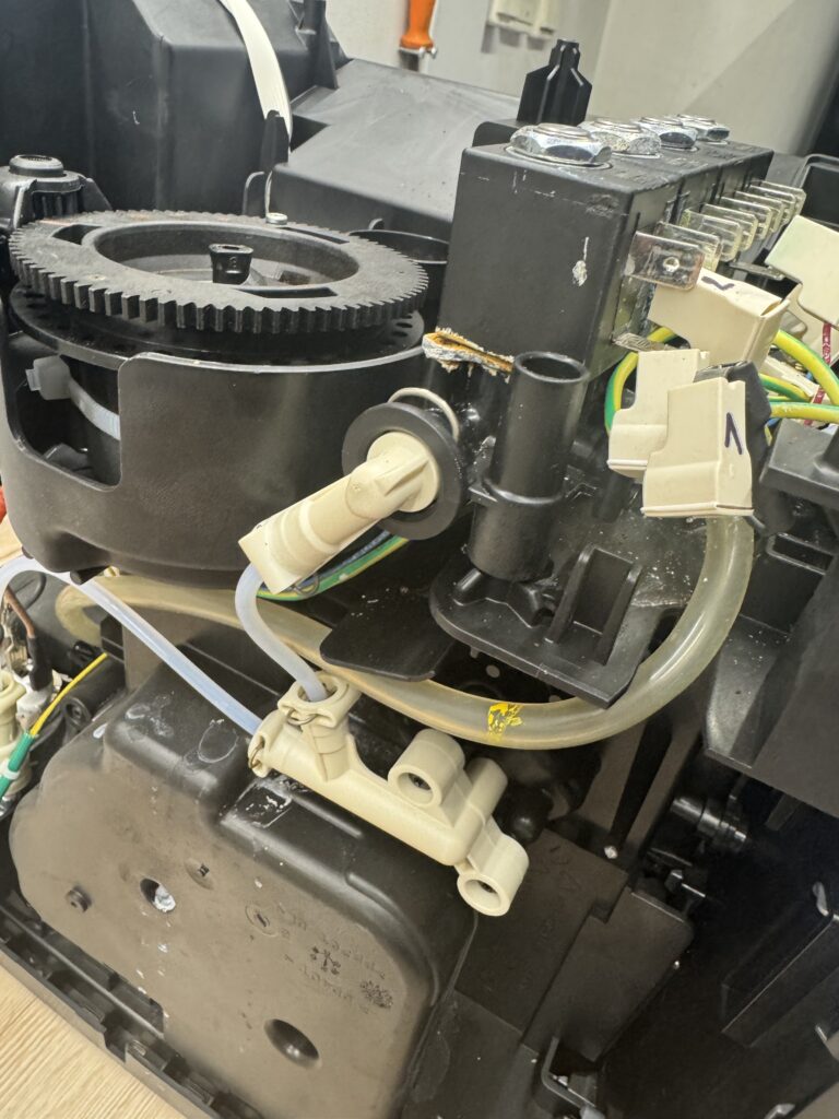 Saeco Gran Aroma vízköves mágnes szelep